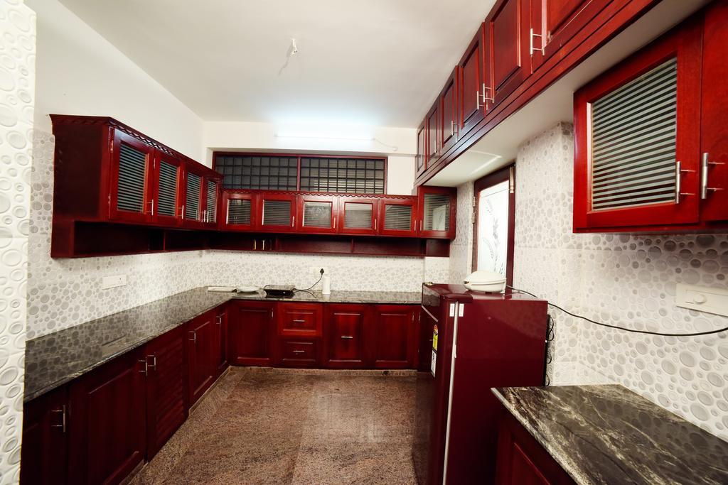 Beersheba Three Bed Room A/C Apartments Тривандрум Экстерьер фото